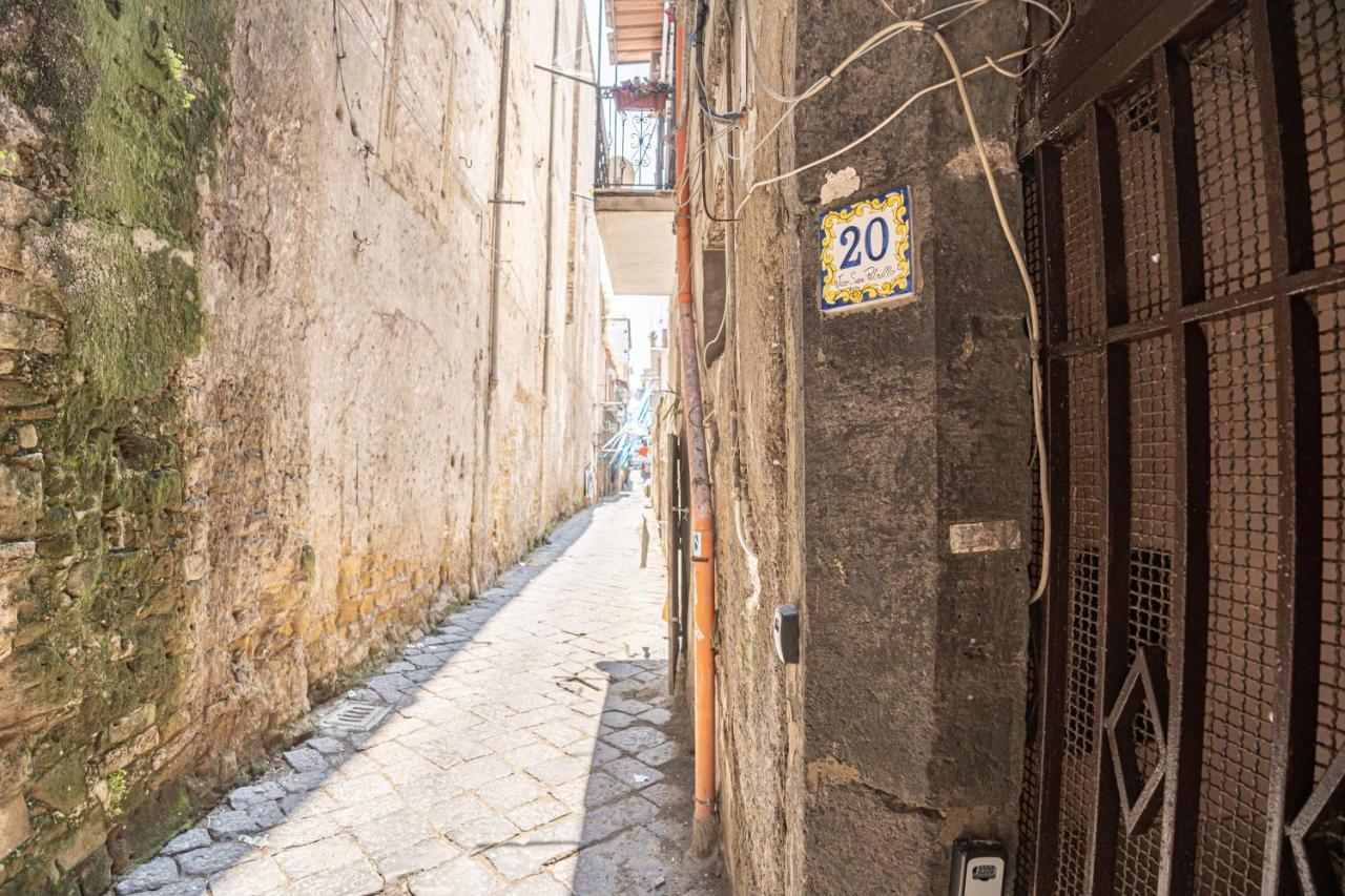 Casa Vacanze Decumano 18 Napoli Dış mekan fotoğraf